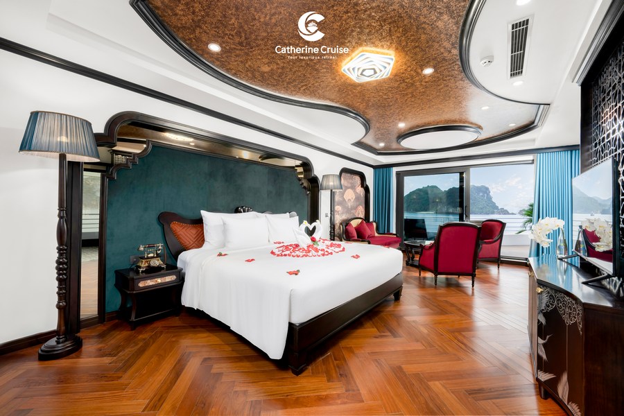 Phòng Grand Suite Tầng 2- du thuyền Catherine 