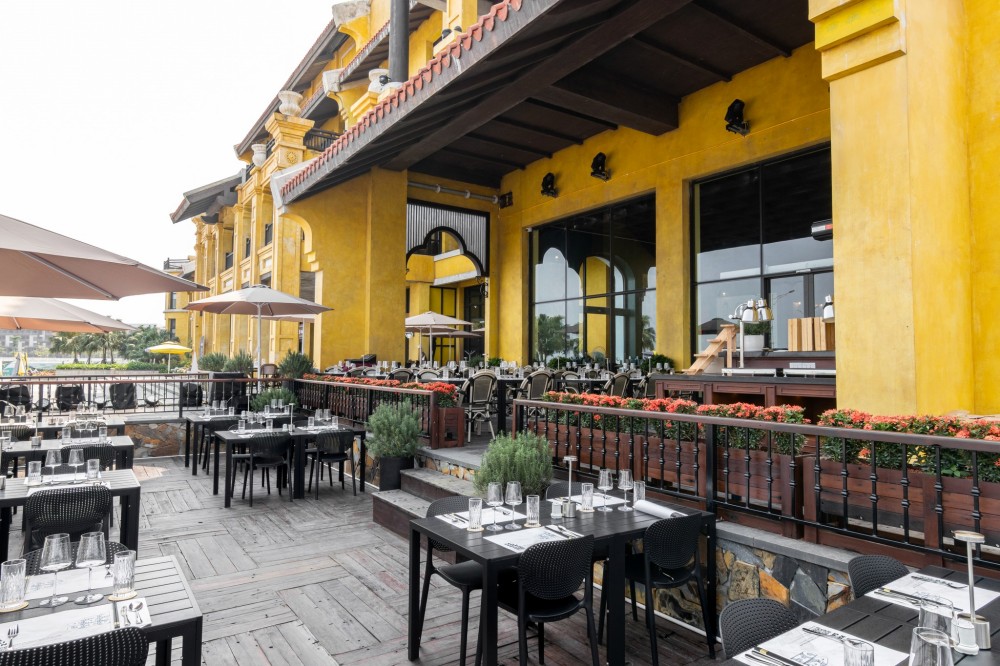 Nhà hàng ga hải sản Hạ Long